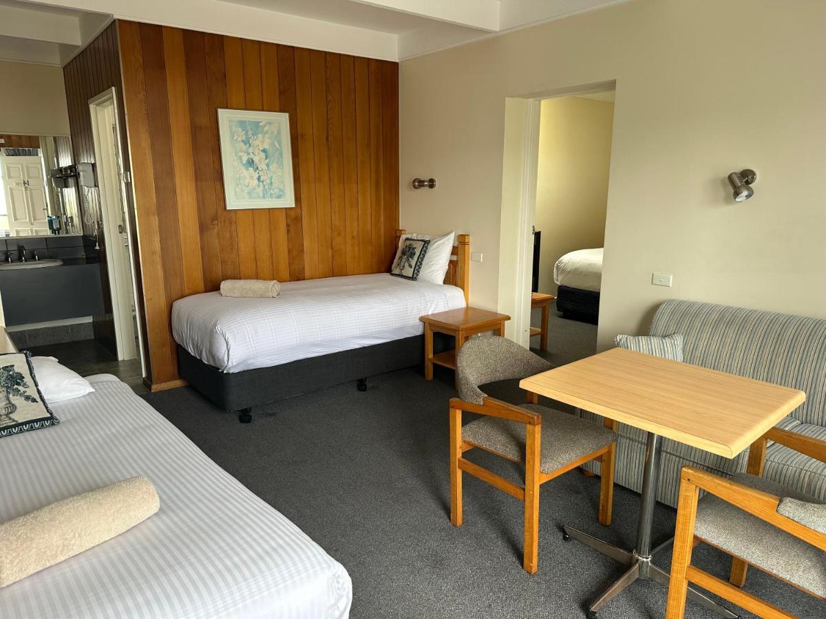 Banjo Paterson Motor Inn Lakes Entrance Eksteriør billede
